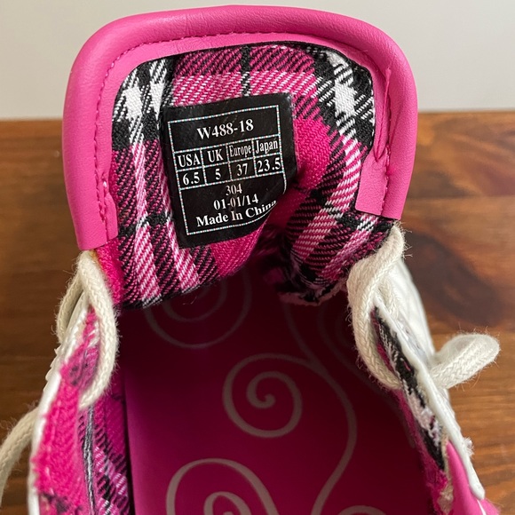 Callaway white and pink golf shoes 61/2 - Picture 6 of 6